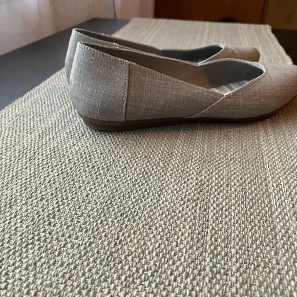 Kelly & Katie flats. - Picture 4 of 5